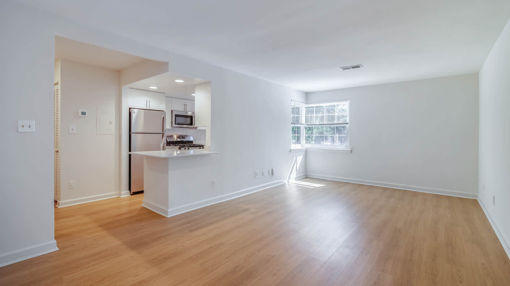 701 North Wayne Street - Photo 7