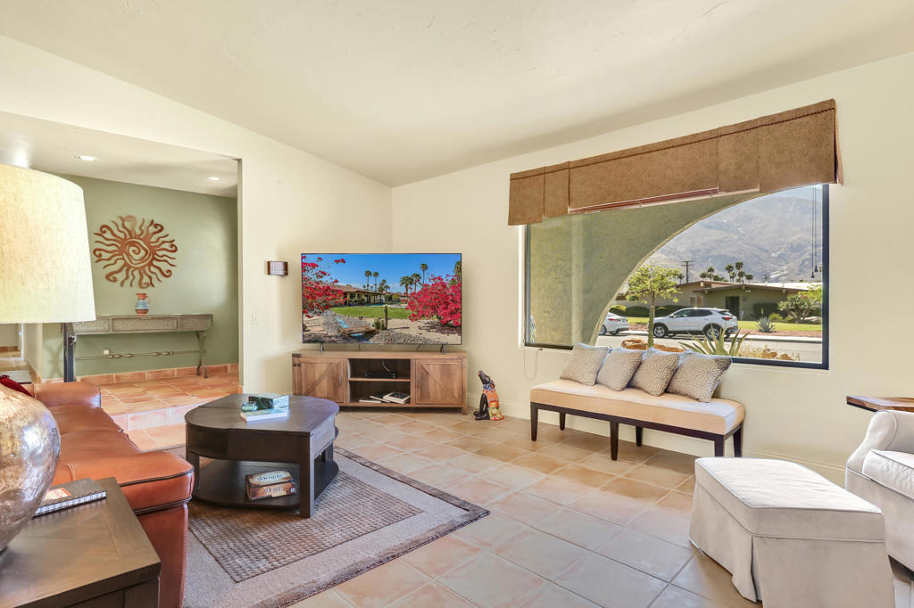 1020 N Cerritos Drive - Photo 8