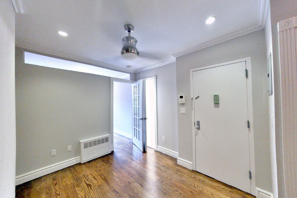 521 East 5th Street - Photo 4