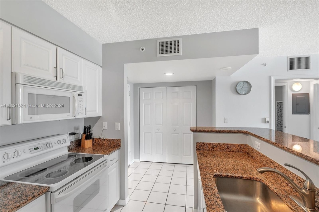 1155 Brickell Bay Dr - Photo 13