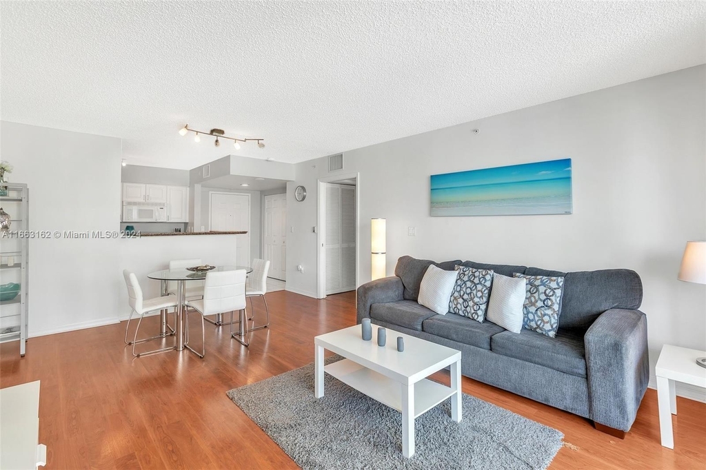 1155 Brickell Bay Dr - Photo 2