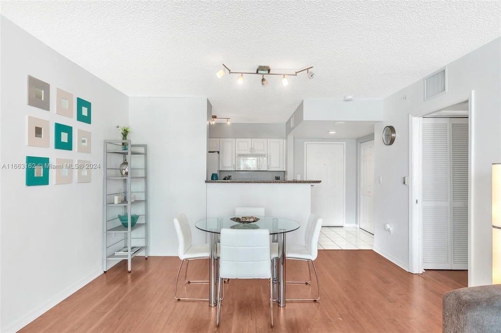 1155 Brickell Bay Dr - Photo 6