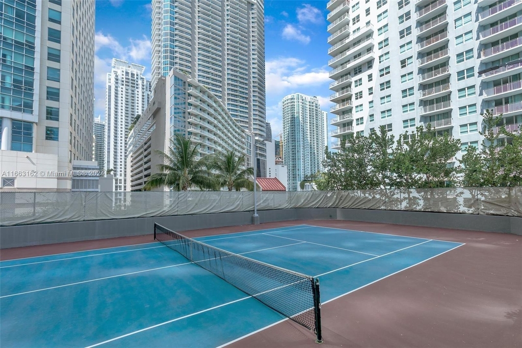 1155 Brickell Bay Dr - Photo 37