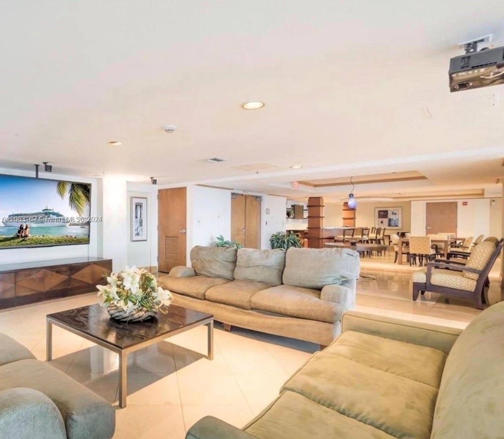 1155 Brickell Bay Dr - Photo 32