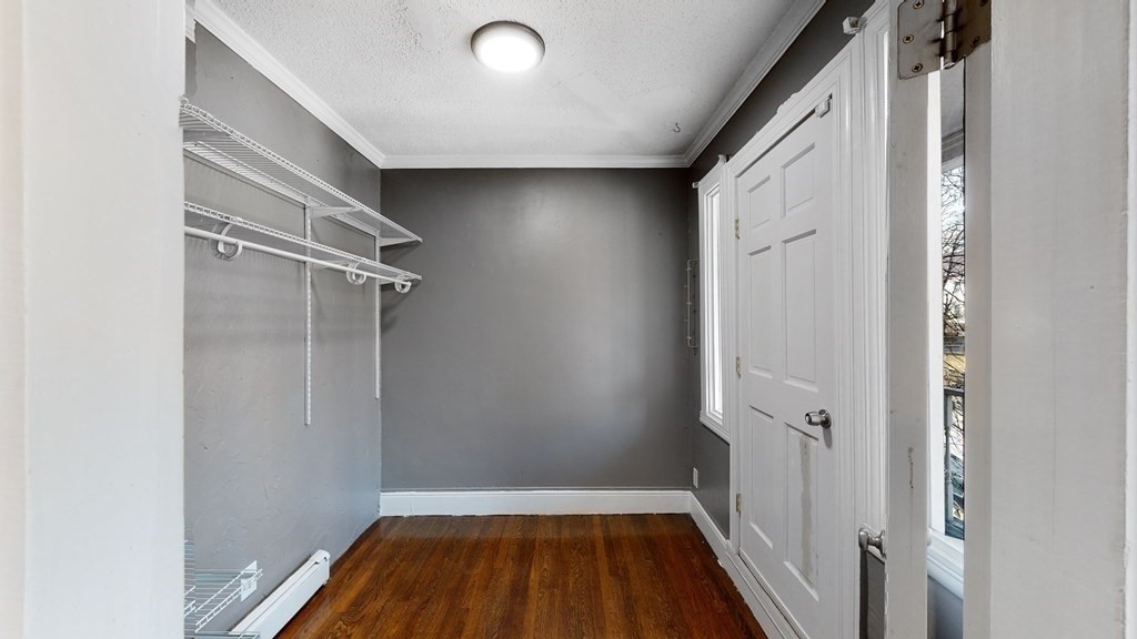 470 Warren St - Photo 9