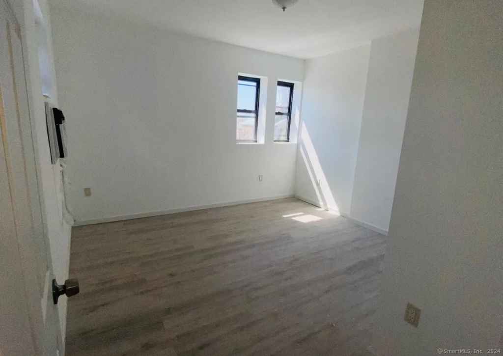 677 Fairfield Avenue - Photo 0