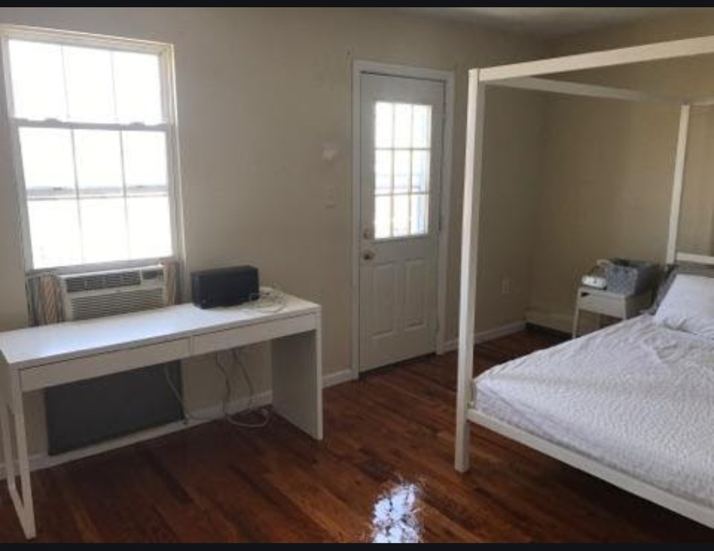 97-29 98th Street - Photo 5