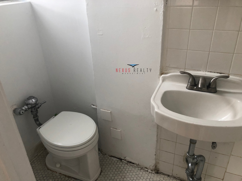 37-58 86th Street - Photo 7