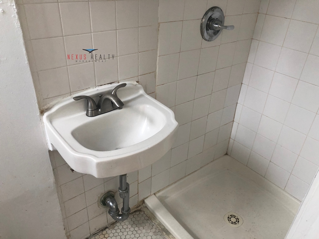 37-58 86th Street - Photo 8