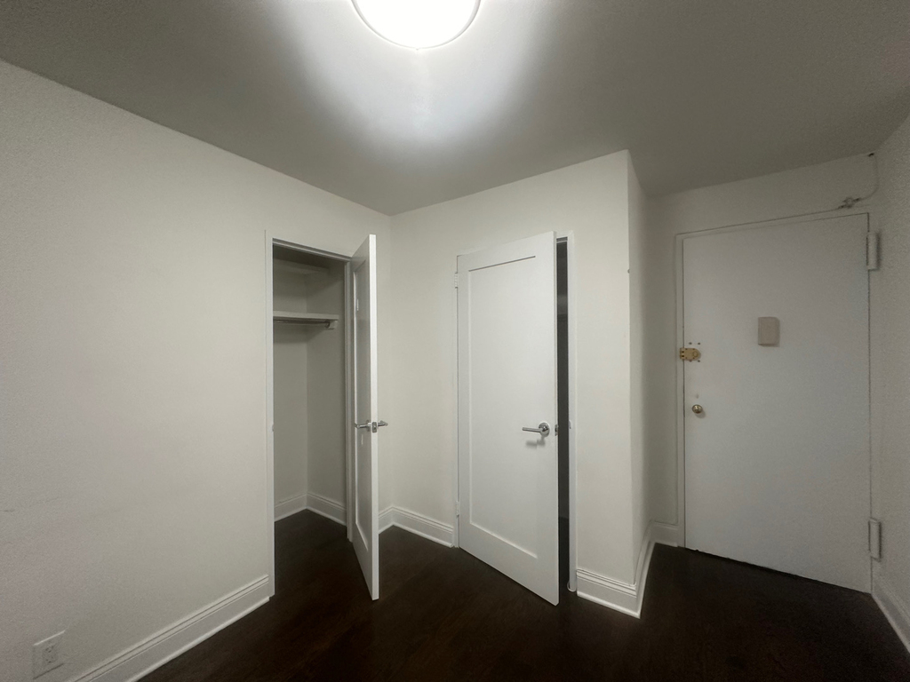 405 East 56th Street - Photo 2