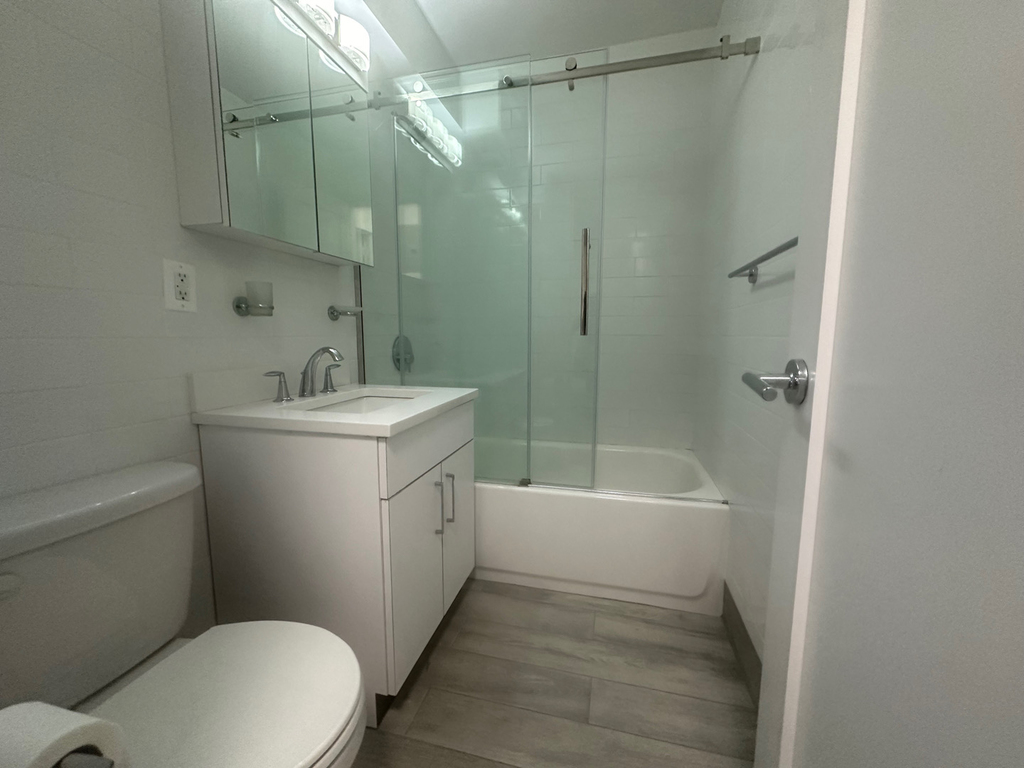 405 East 56th Street - Photo 8