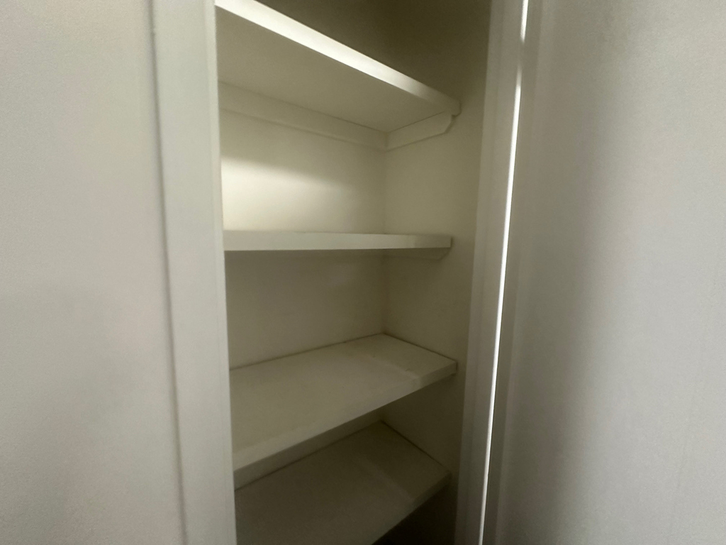 405 East 56th Street - Photo 4