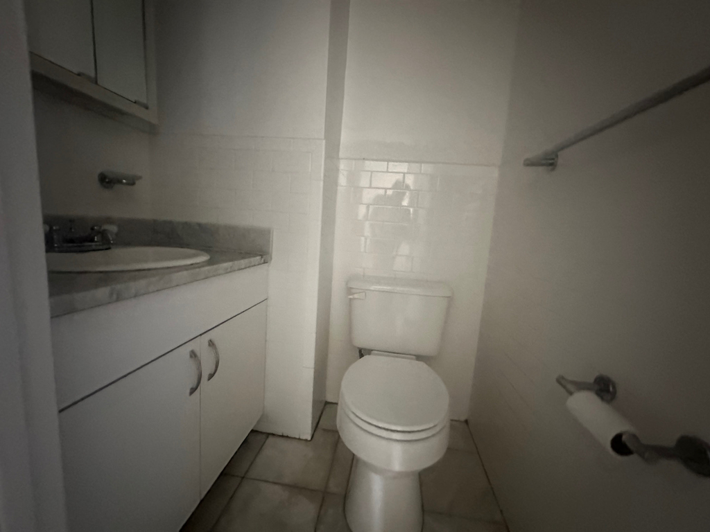 137 East 38th Street - Photo 18