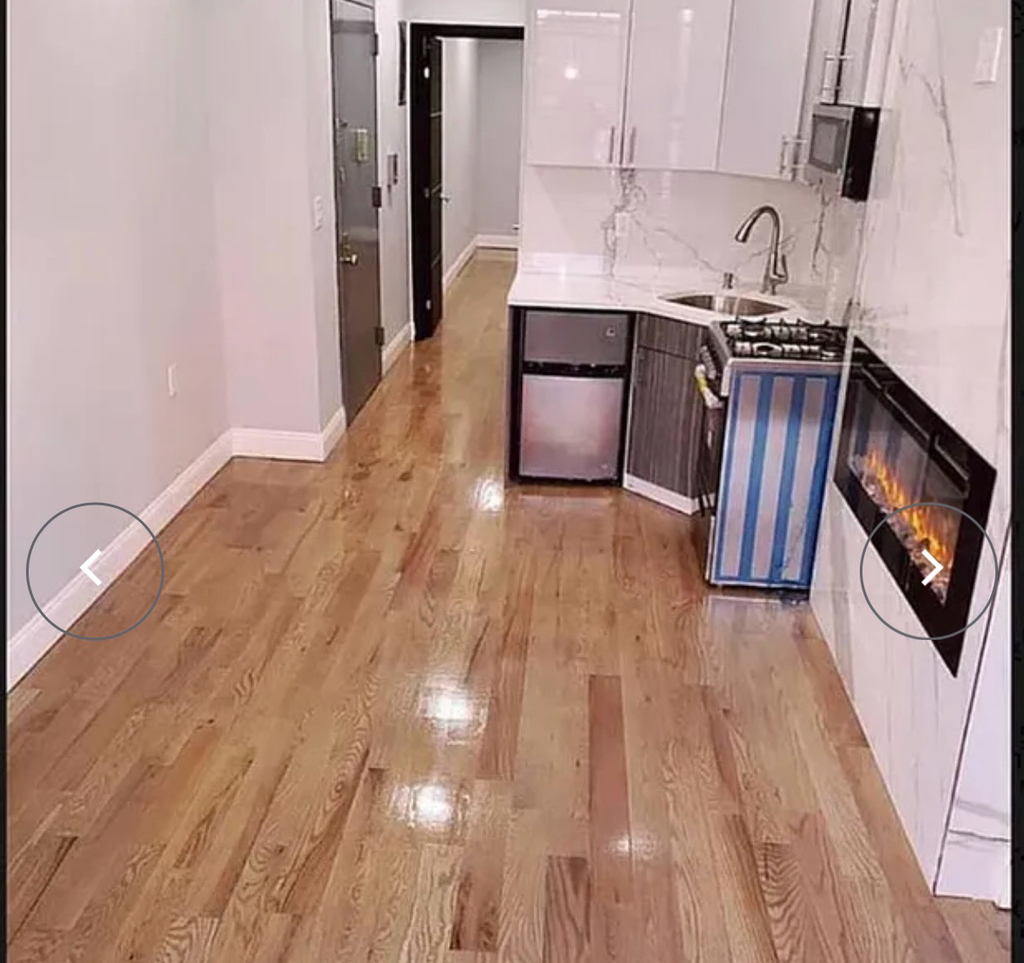 952 Bergen Street - Photo 2