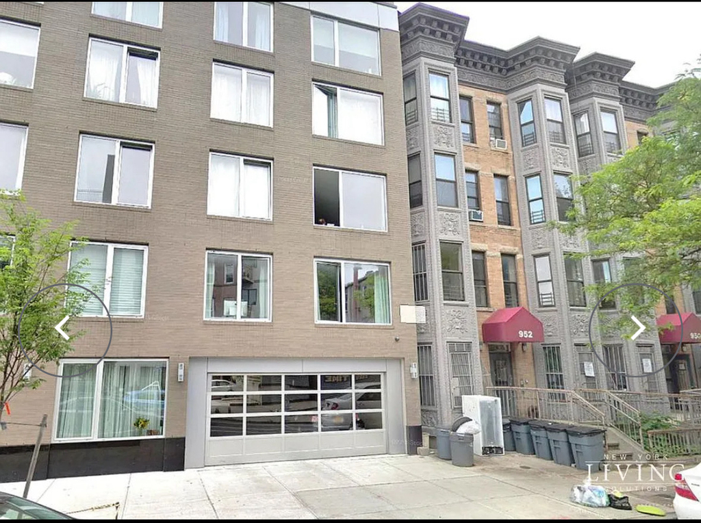 952 Bergen Street - Photo 10