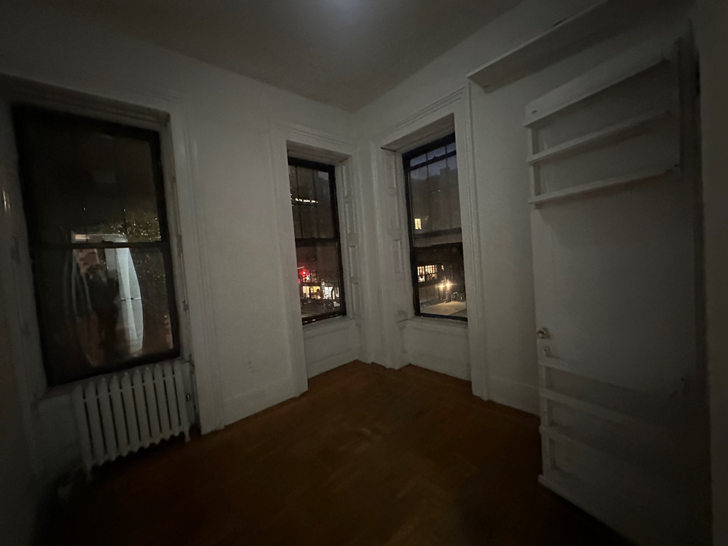 985 Lexington Avenue - Photo 3