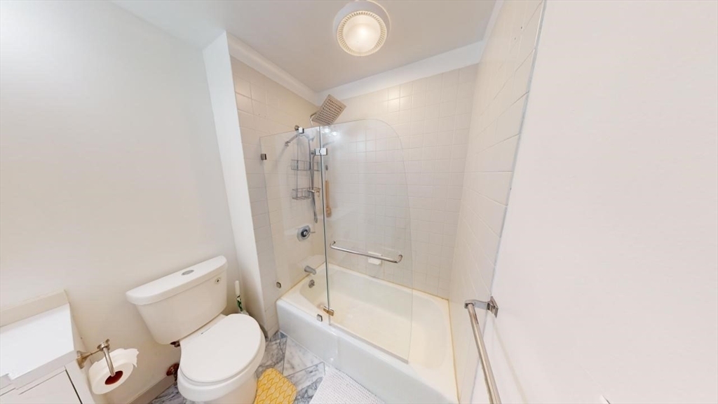 216 Summit Ave - Photo 8