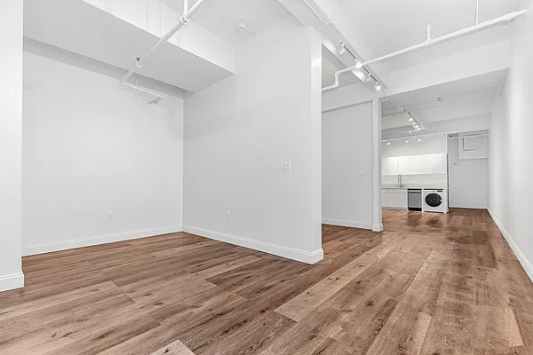255 West 36th Street - Photo 2