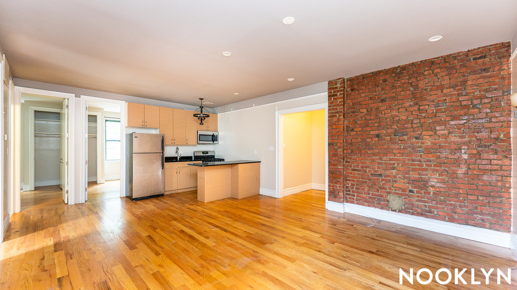 1144 Bergen Street - Photo 0