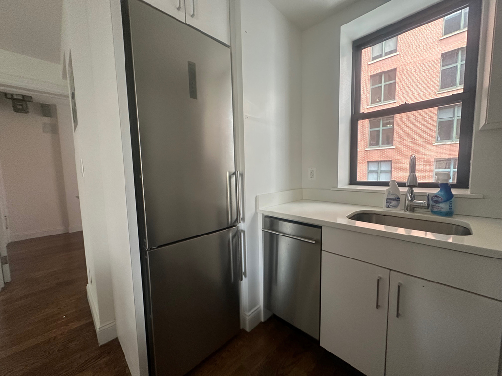 178 East 70th Street - Photo 6