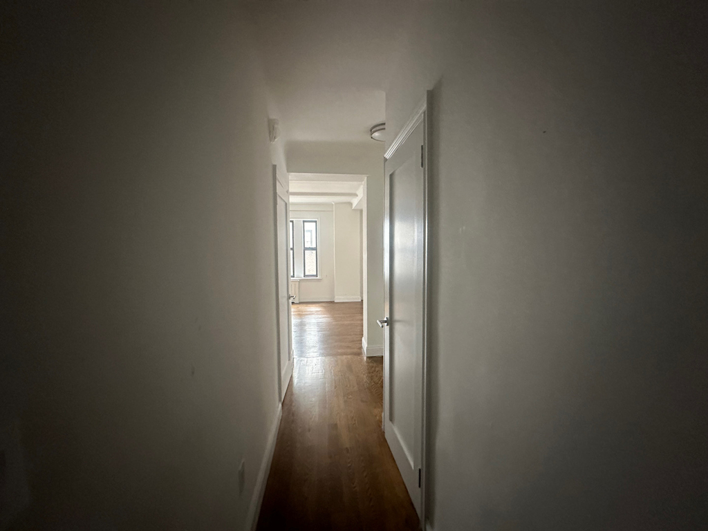 178 East 70th Street - Photo 16