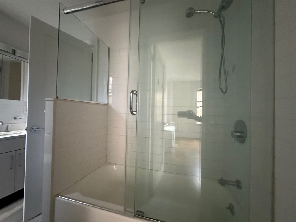 178 East 70th Street - Photo 14