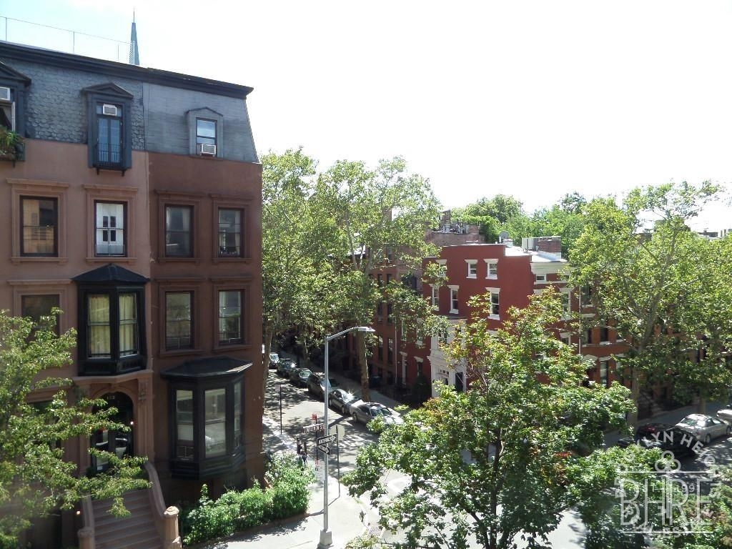 139 Joralemon Street - Photo 11