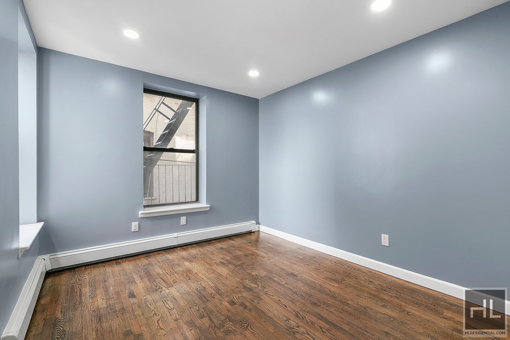 66-72 Saint Nicholas Ave - Photo 7