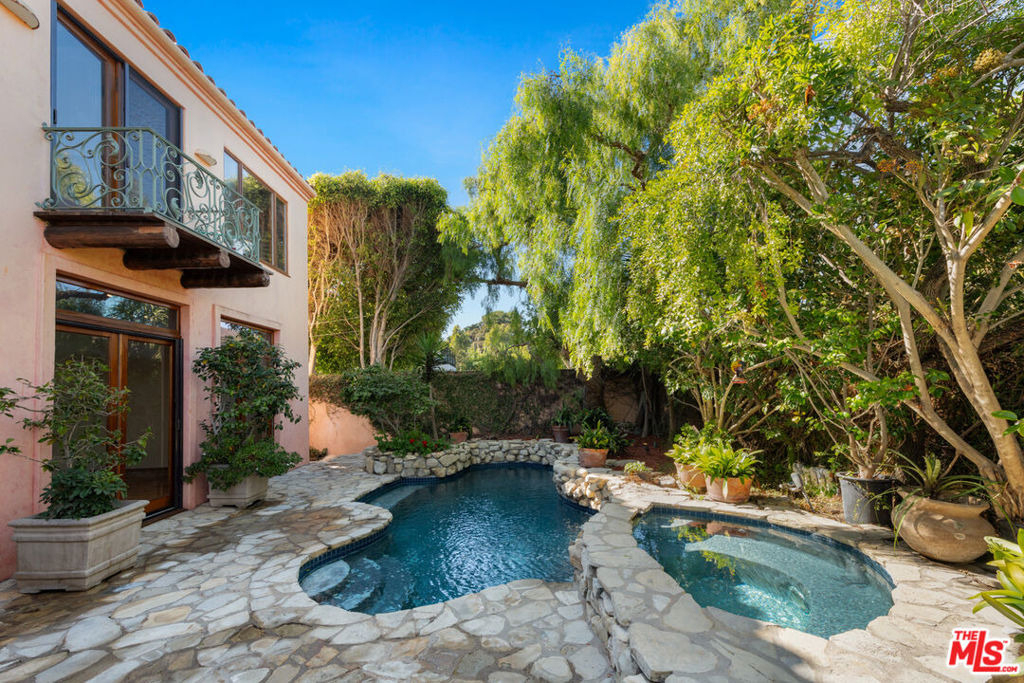 23351 Malibu Colony Road - Photo 13