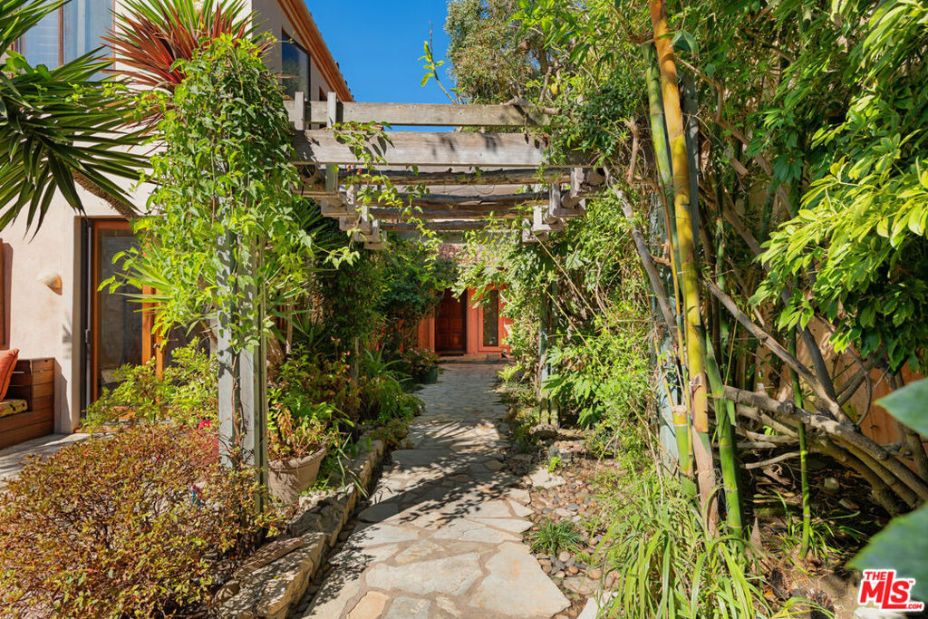 23351 Malibu Colony Road - Photo 7