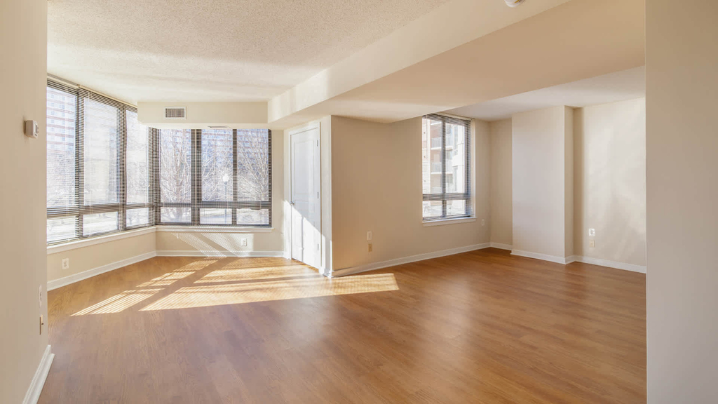 1401 S. Joyce Street - Photo 9
