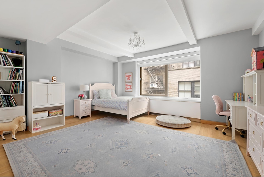 50 Gramercy Park N - Photo 7