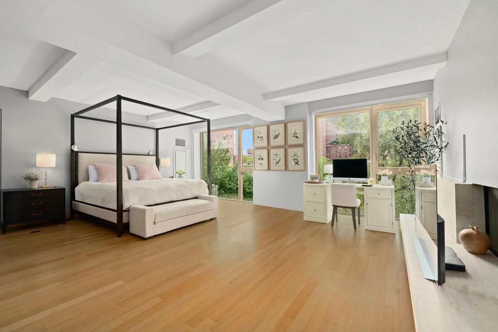 50 Gramercy Park N - Photo 6