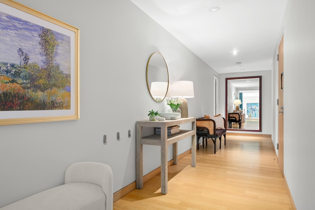 50 Gramercy Park N - Photo 4