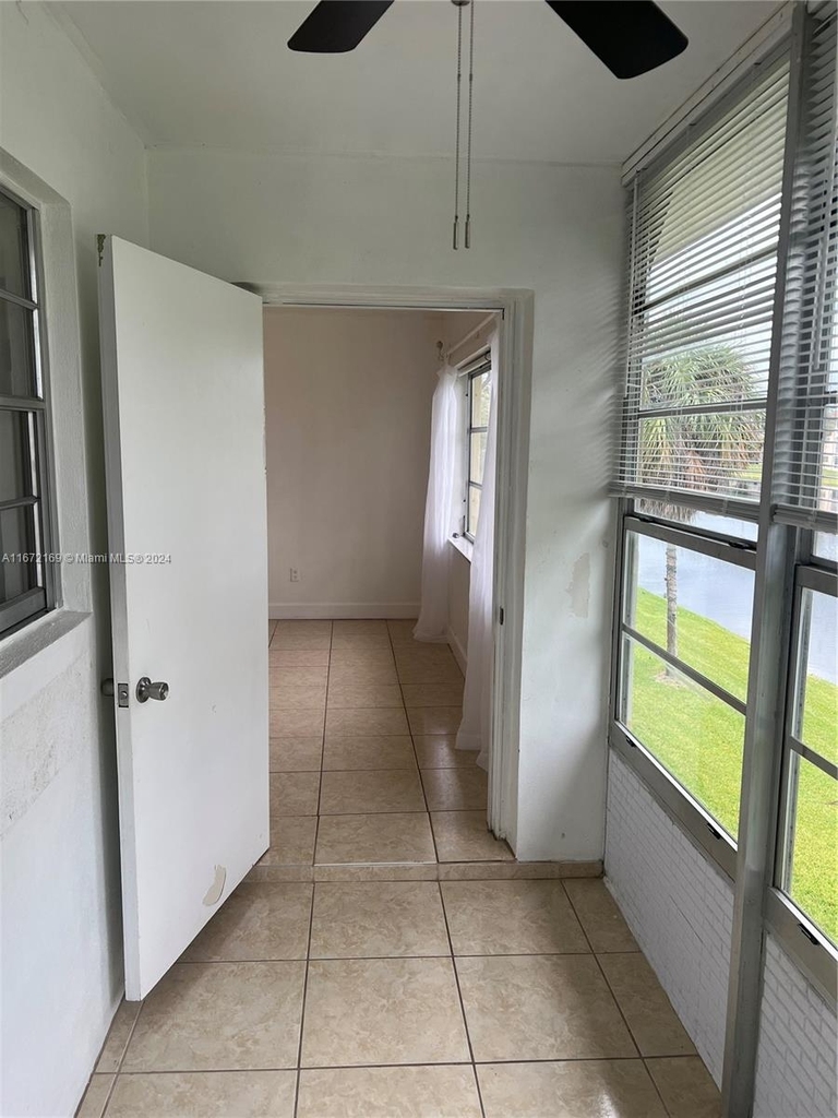 2825 Ne 201st Ter - Photo 15