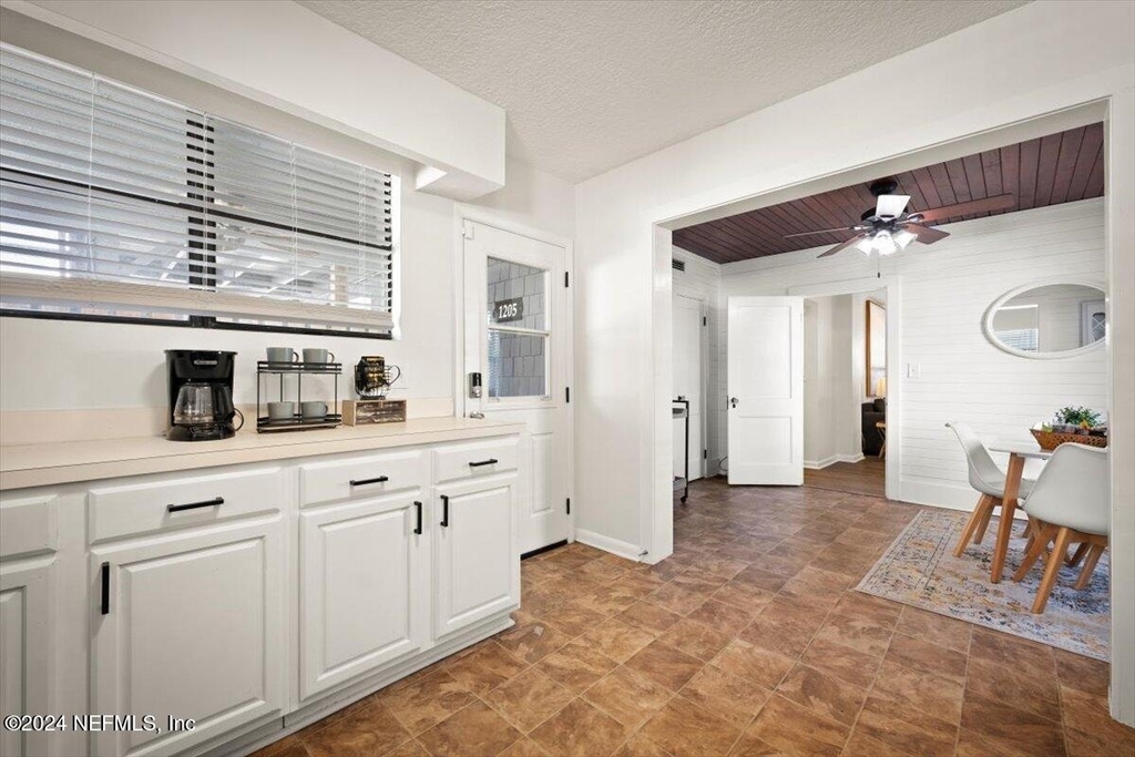 1205 2nd Street S - Photo 18