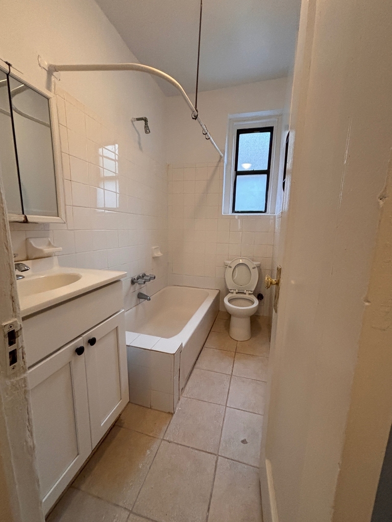 124 Ft George Avenue - Photo 3