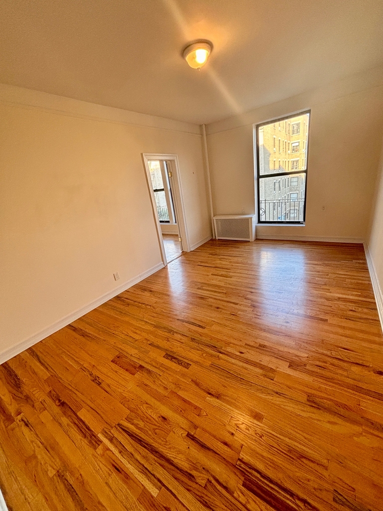427 Ft Washington Avenue - Photo 4