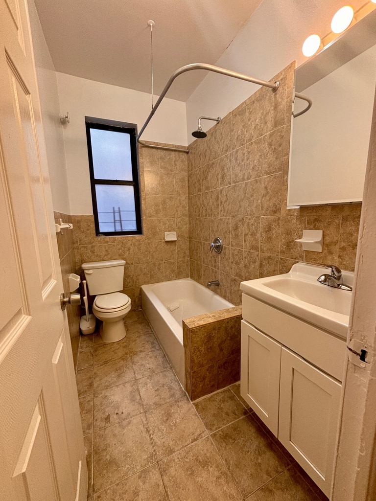 427 Ft Washington Avenue - Photo 14