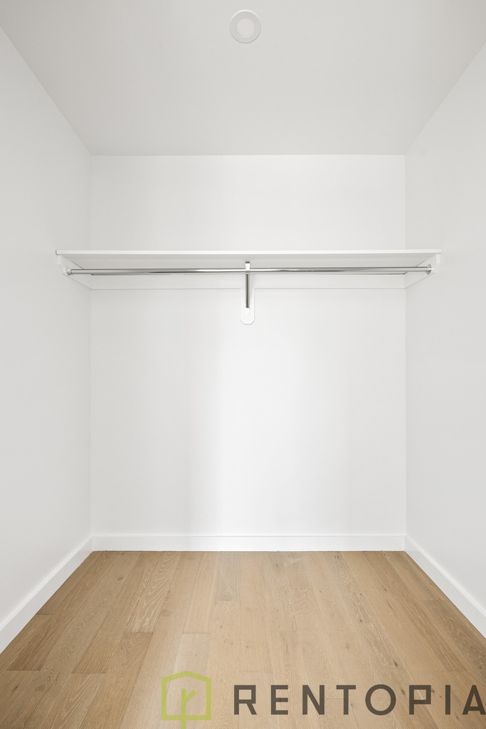 99 Fleet Place - Photo 10