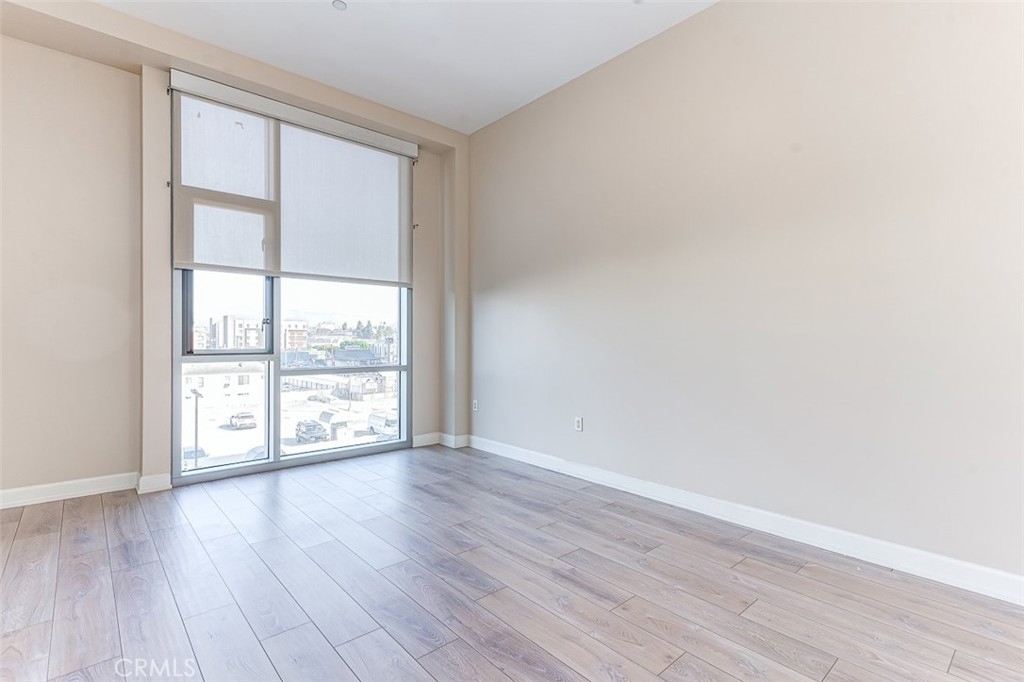 3223 W 6th Street - Photo 1