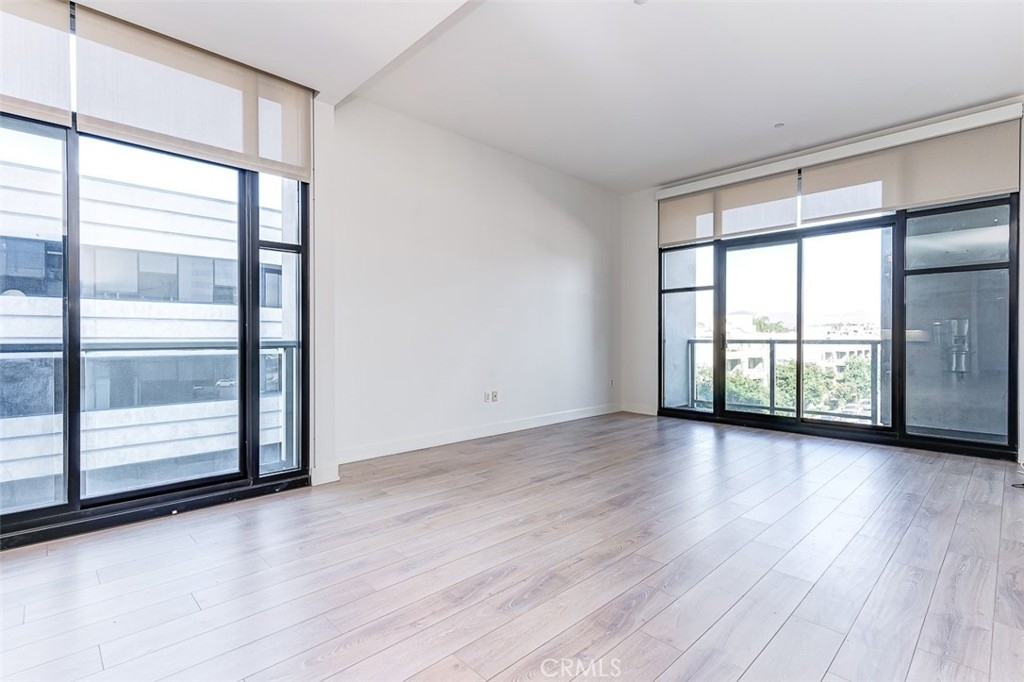 3223 W 6th Street - Photo 0