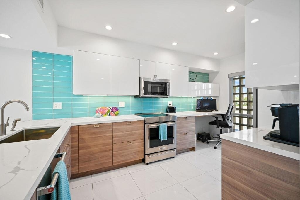 277 E Alejo Road - Photo 0