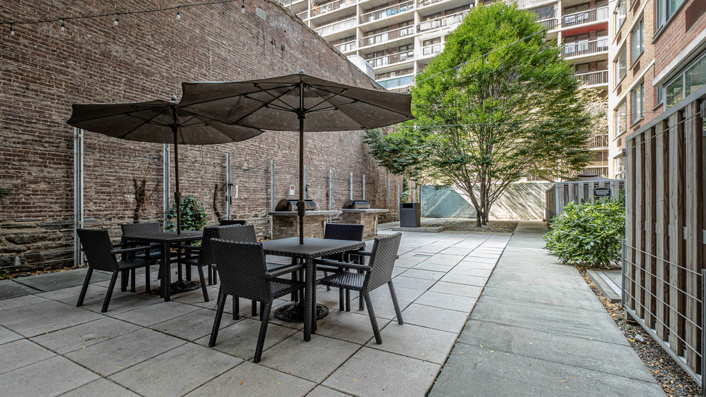 505 W. 54th St. - Photo 26