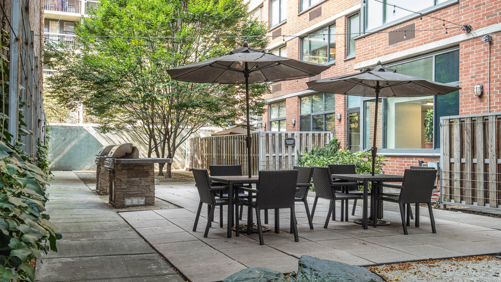 505 W. 54th St. - Photo 27