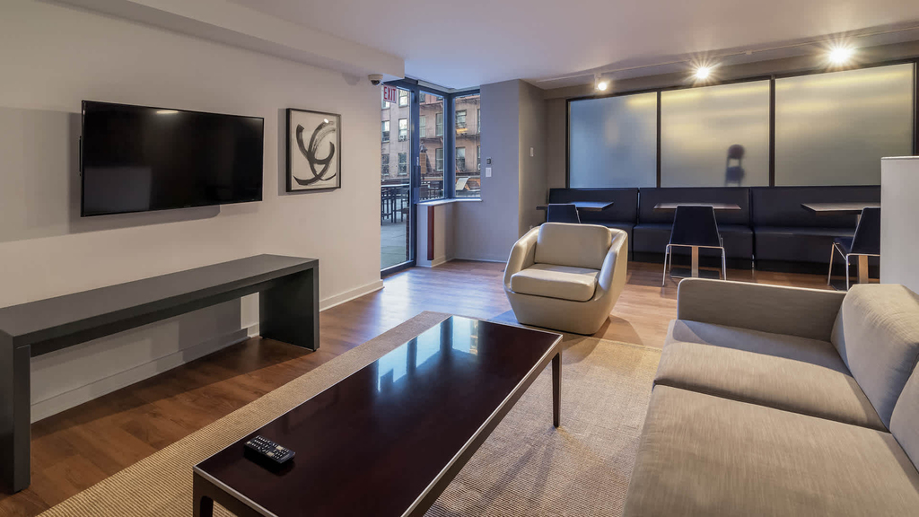 505 W. 54th St. - Photo 21