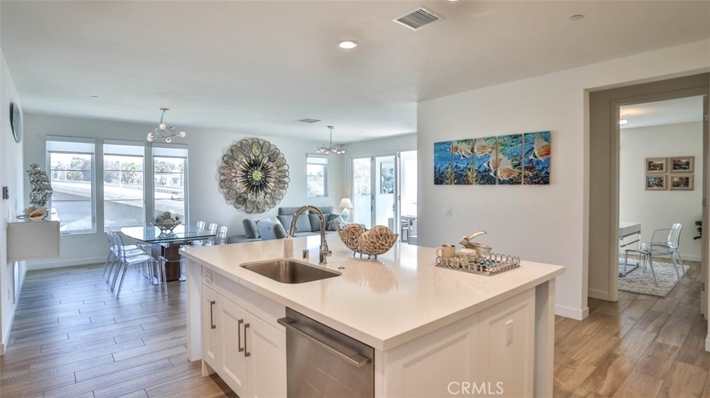 1522 Doheny Way - Photo 18