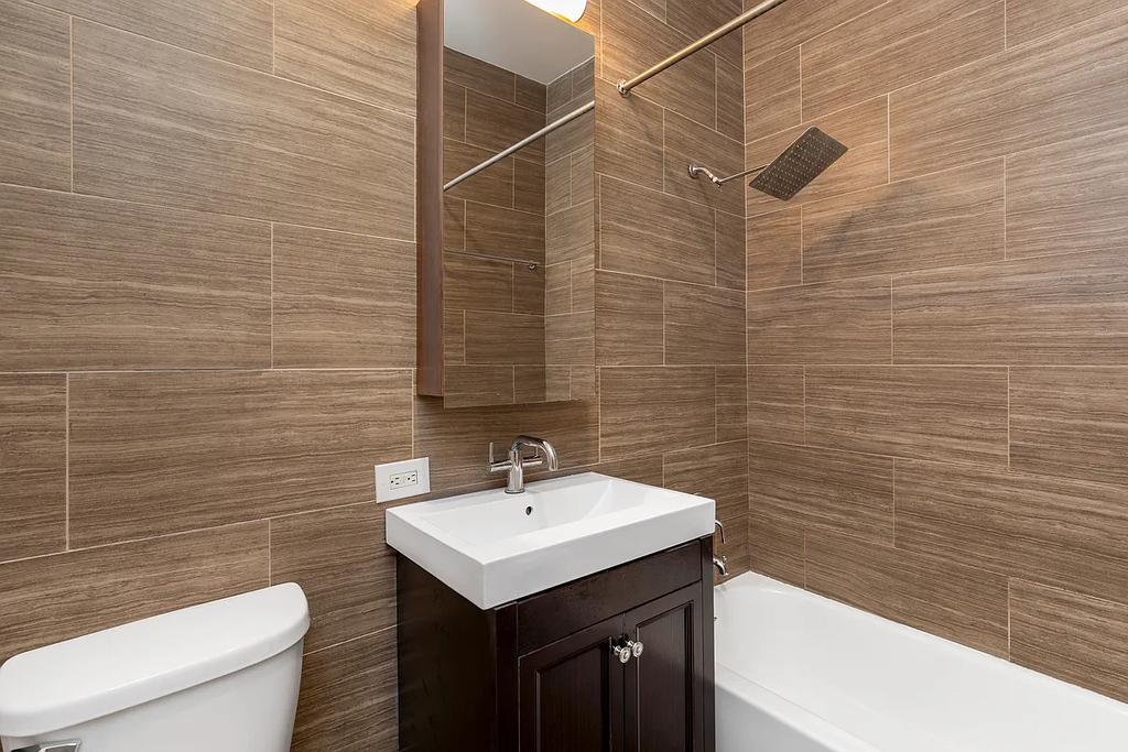 135 William Street - Photo 7