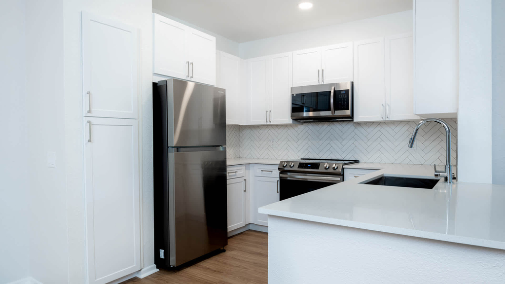 12629 El Camino Real - Photo 3