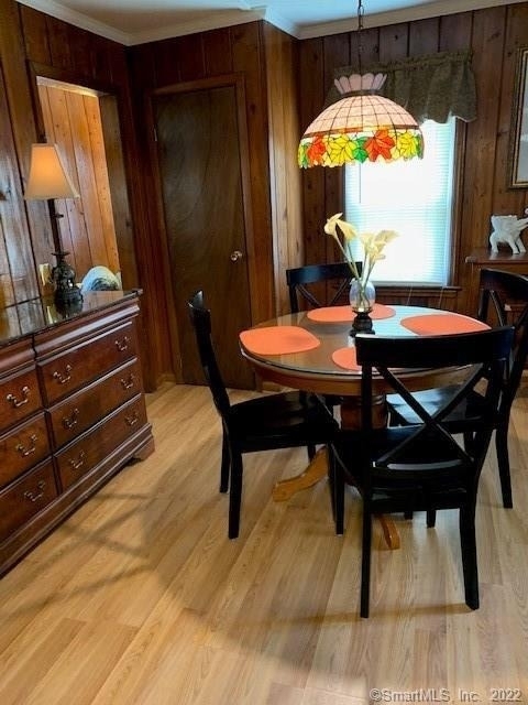 172 College Place - Photo 2